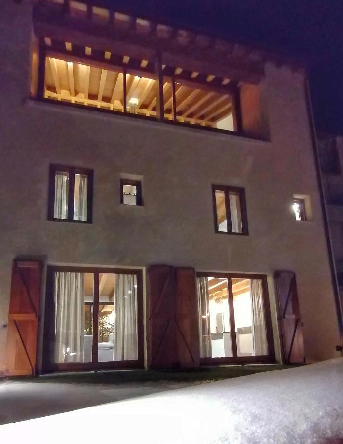 Apartament "El Castell" Casa Rural Cal Rialla ลีเวีย ภายนอก รูปภาพ