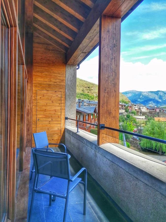 Apartament "El Castell" Casa Rural Cal Rialla ลีเวีย ภายนอก รูปภาพ